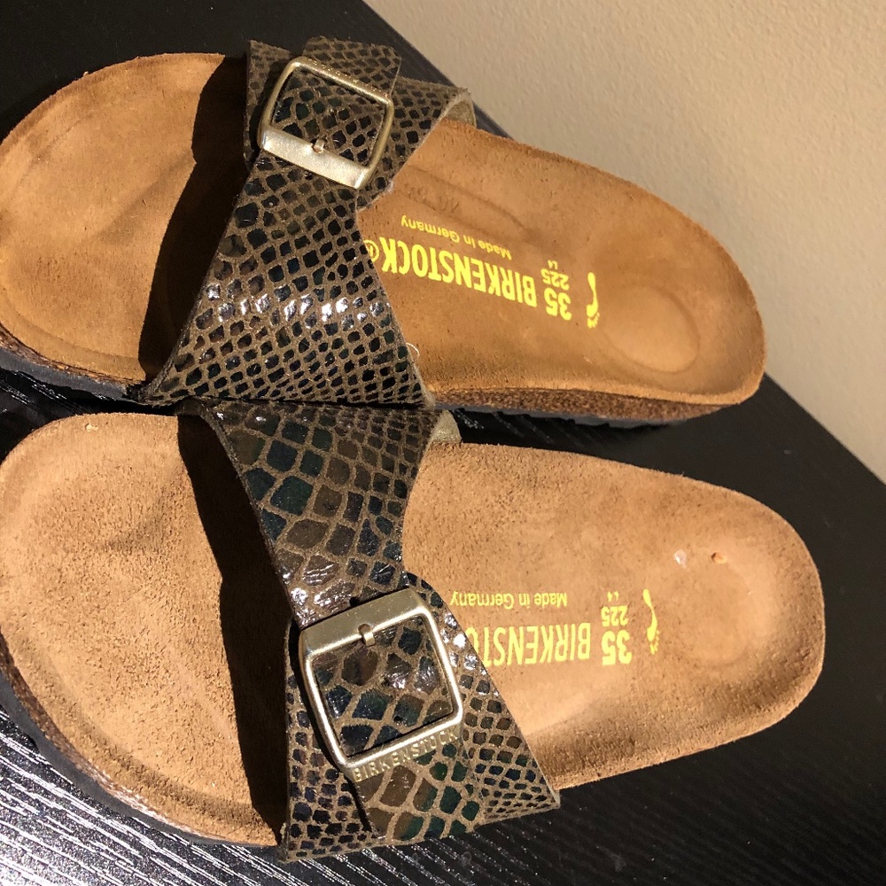 🔴SOLD🔴 Size 35 brand new Madrid Birkenstock